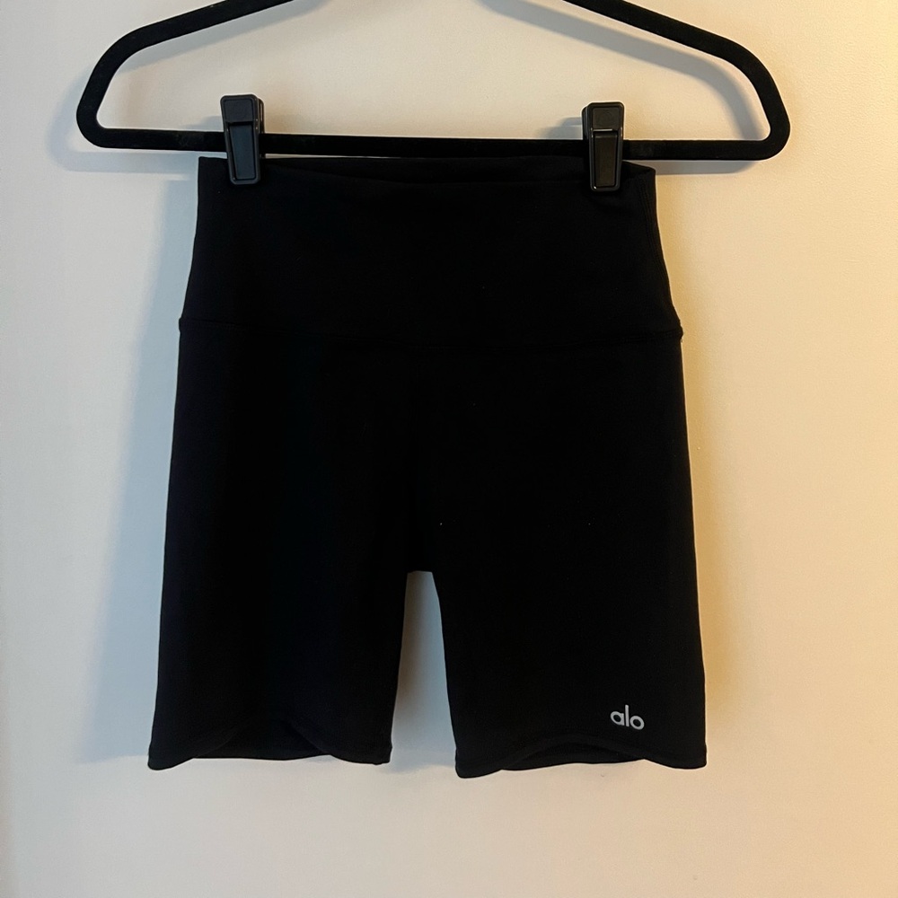 Alo Yoga High Rise Black Ribbed Bike Shorts